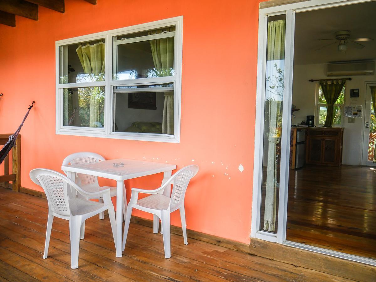Hotel Posada Las Orquideas,West End Exterior photo
